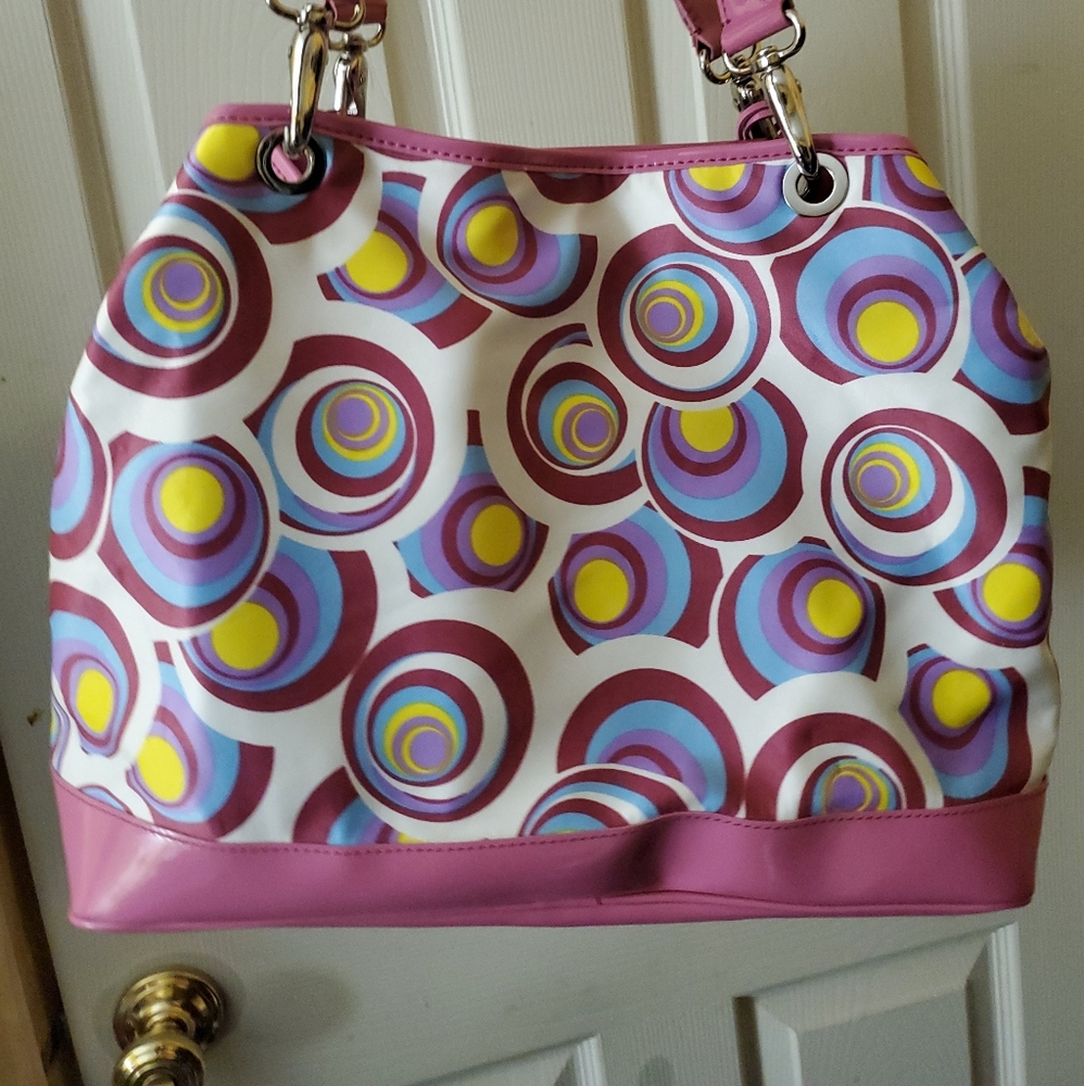 BCBGIRLS RARE VHTF BAG VINTAGE SWIRLS NWT